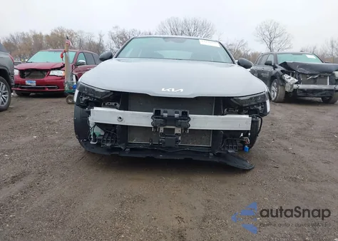 2025 Kia K5 Gt-Line из США, поврежденный, VIN KNAG64J77S5376830